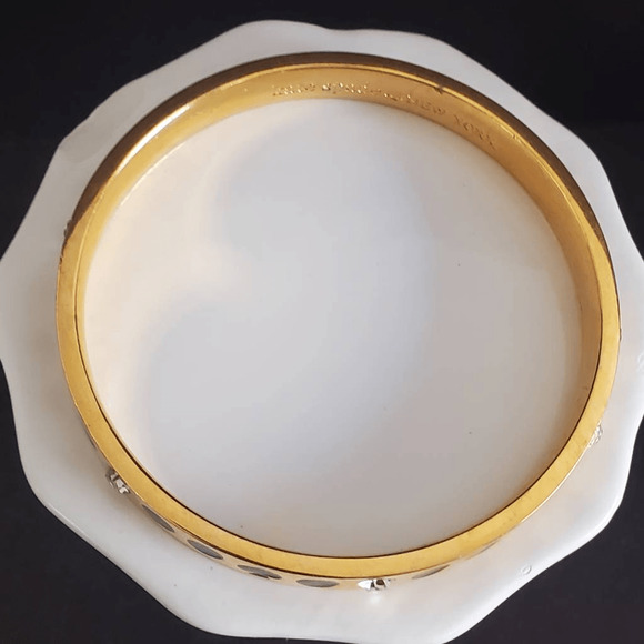 Kate Spade‎ Spot the Spade Bangle Gold Plated with Black and Crystal Accents - Picture 5 of 6